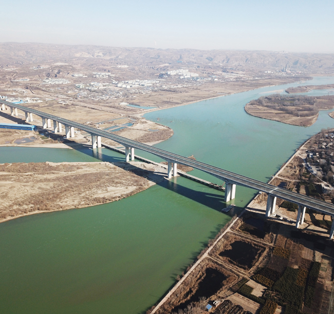 2-山西晉蒙黃河大橋全長2178米，是...